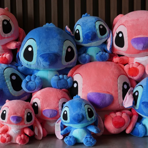 Peluche Ángela y Stitch costura manos y patas