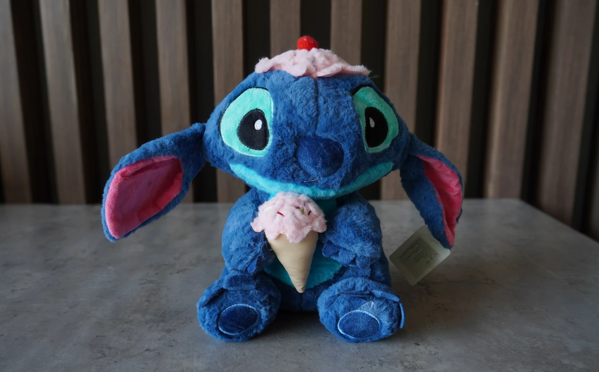 Peluche Stitch con helado 30 cm