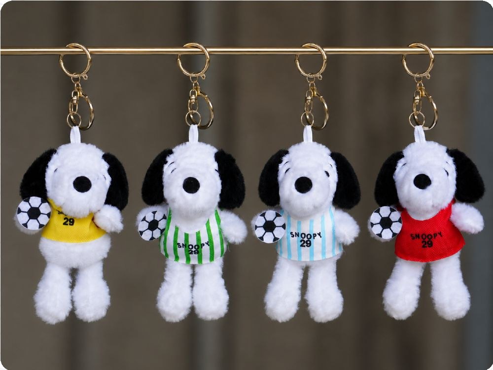 Llavero de peluche Snoopy mundialista